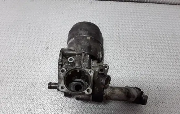 Saab 9-5 Oil filter mounting bracket