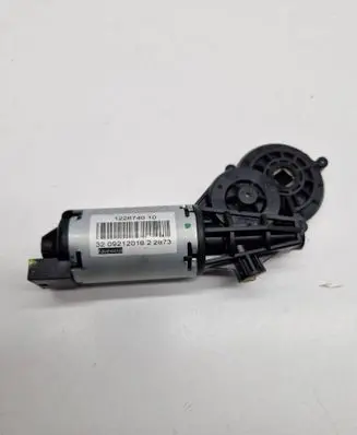 BMW X1 F48 F49 Seat adjustment motor 1226740 122674010