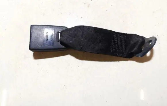 Mazda 323 F Front seatbelt buckle 1284076