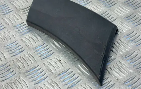 Mercedes-Benz Sprinter W901 W902 W903 W904 Fender trim (molding) A9066902662 A9066904882 ZGS001