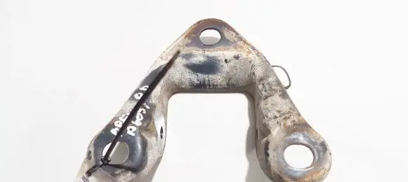 Opel Zafira A Bracket in trunk/boot 