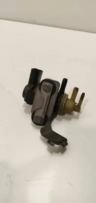 Audi A3 S3 8P Vacuum valve 1k0906727b