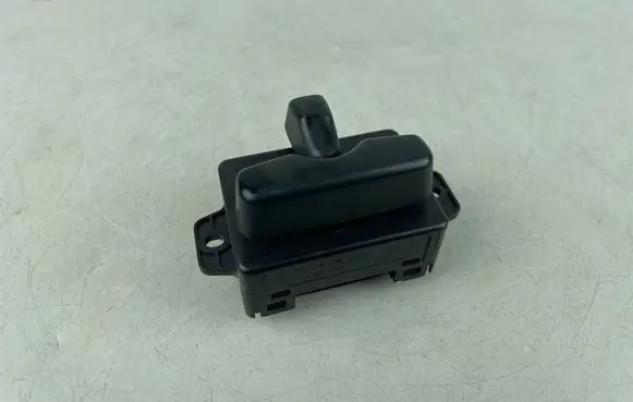 Subaru Legacy Seat control switch AA911880 10048688