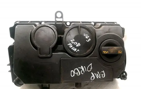 Volkswagen PASSAT B6 Rocker cam cover 03G103475D