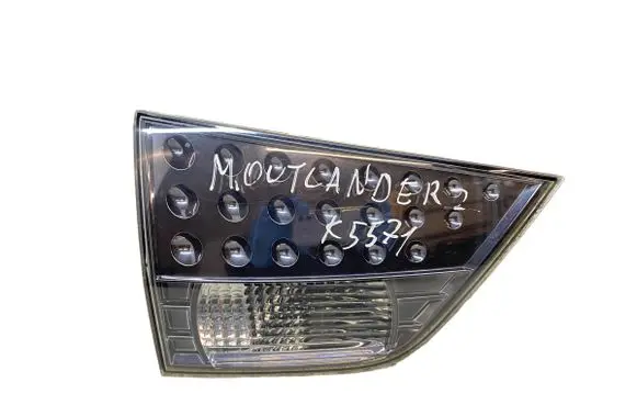 Mitsubishi Outlander Tailgate rear/tail lights K5571