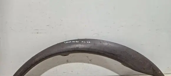 Volvo XC70 Rear arch trim 8620132