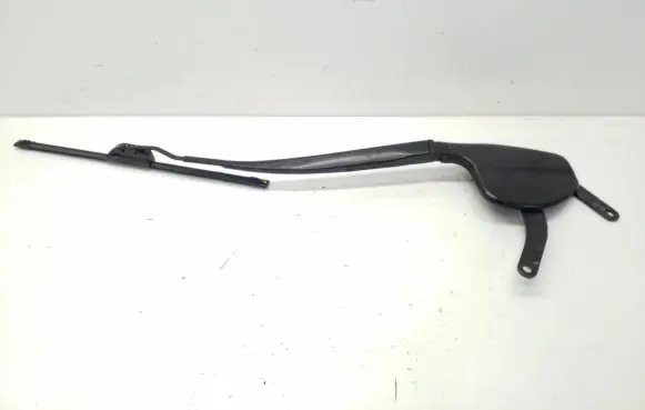 Toyota Prius+ (ZVW40) Windshield/front glass wiper blade 