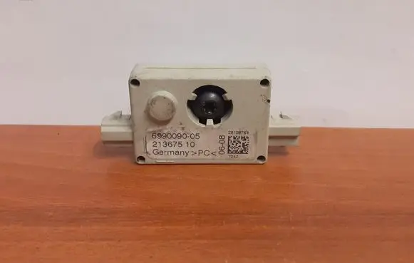 BMW X6 E71 Aerial antenna amplifier 6990090 10069