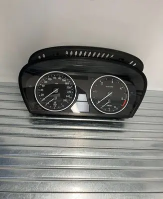 BMW 5 E60 E61 Speedometer (instrument cluster) 62109177261 0497892 110080213