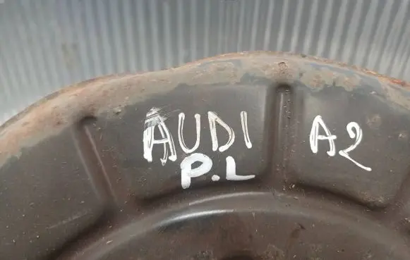Audi A2 Front wheel hub