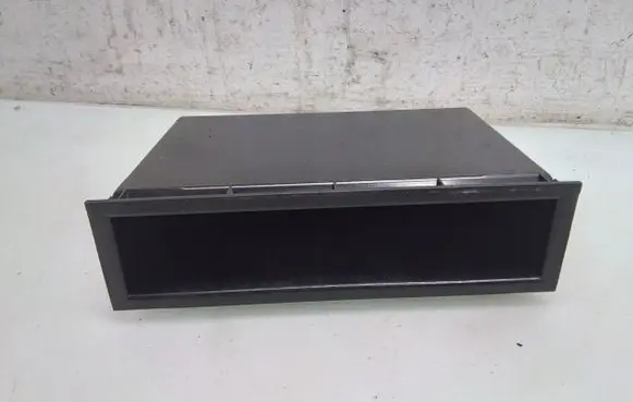 Toyota Yaris Dashboard storage box/compartment 5552116030