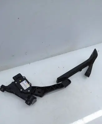 Hyundai i40 Accelerator throttle pedal 327263Z900 327272T900