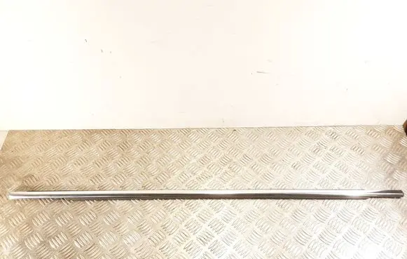 Volvo S90, V90 Front door glass trim molding 31848055