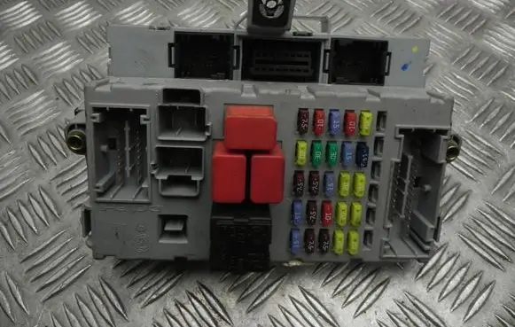 Fiat Croma Fuse box set 46846746