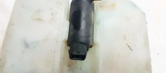 Ford Fiesta Windscreen/windshield washer pump