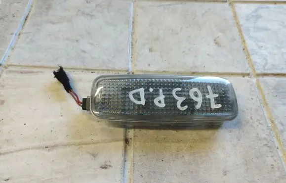 Audi A6 S6 C5 4B Other interior light 8L0947105A
