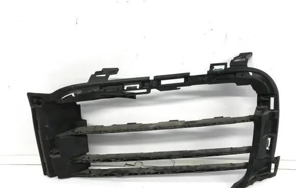 Porsche Cayenne (9Y0 9Y3) Front bumper lower grill 9Y0807681