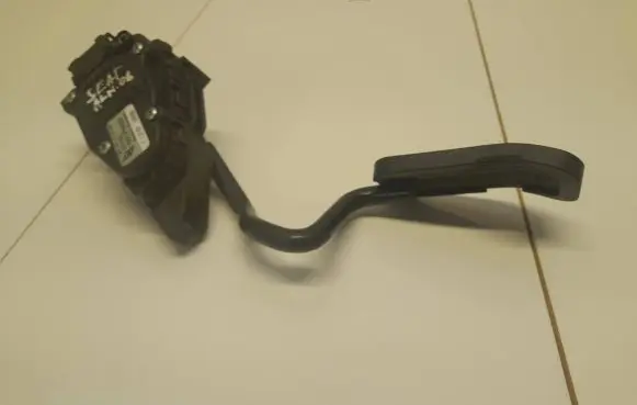 Seat Alhambra (Mk1) Accelerator throttle pedal 7M4721603E YM219F836GB 6PV00777005