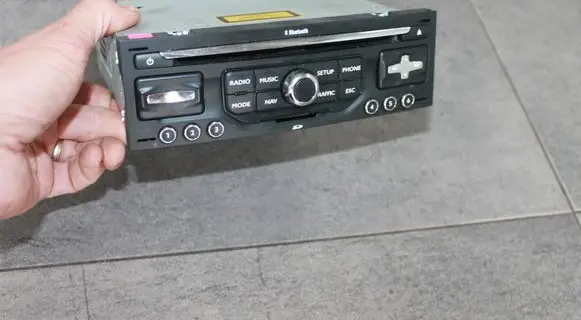 Citroen C3 Radio/CD/DVD/GPS head unit 96778659XT BE6426 21491J02