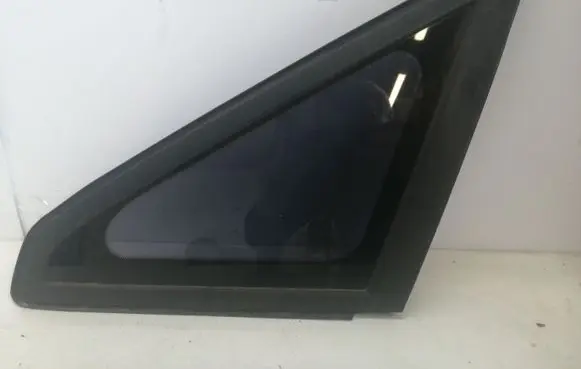 Ford C-MAX I Front triangle window/glass DOT27AS2M23100 43R001057