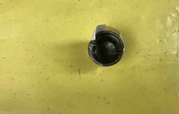 Mercedes-Benz B W245 Other engine bay part A0009983521
