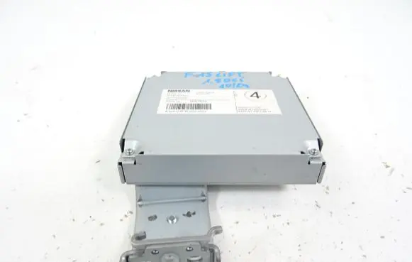 Nissan Juke I F15 Camera control unit module 284A1
