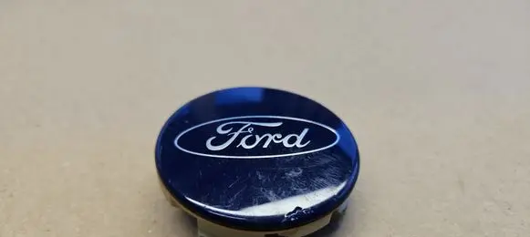 Ford Kuga II Original wheel cap 6M211003AA GM5J1003AA