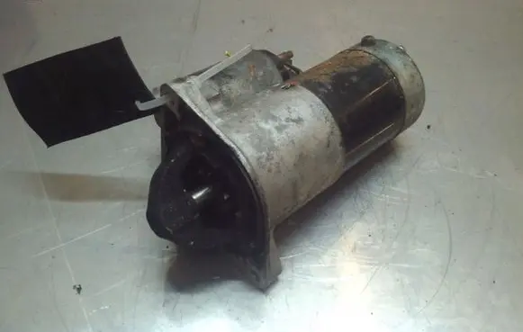 Opel Insignia A Starter motor 55352882 M001T30172