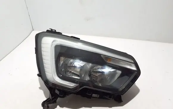 Renault Master III Headlight/headlamp 260105567R