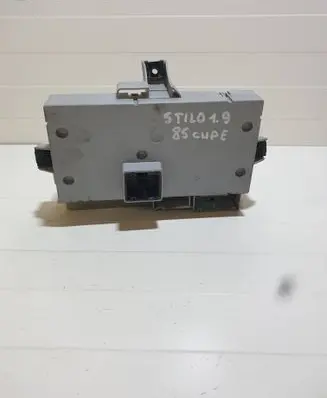 Fiat Stilo Fuse box set 46797600 501208940060 1BCLRL7B