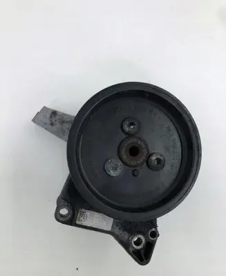 BMW 5 E60 E61 Power steering pump