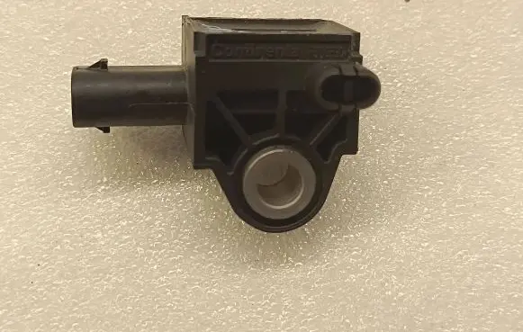 Chrysler Pacifica Airbag deployment crash/impact sensor 68245080AA 53328370