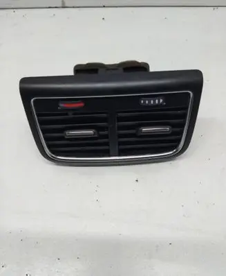 Rear air vent grill