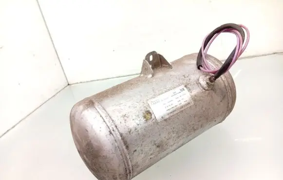 Audi A8 S8 D3 4E Vacuum air tank 4E0616203