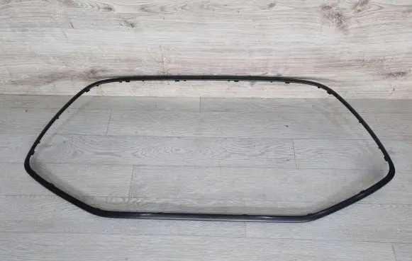 Front bumper upper radiator grill