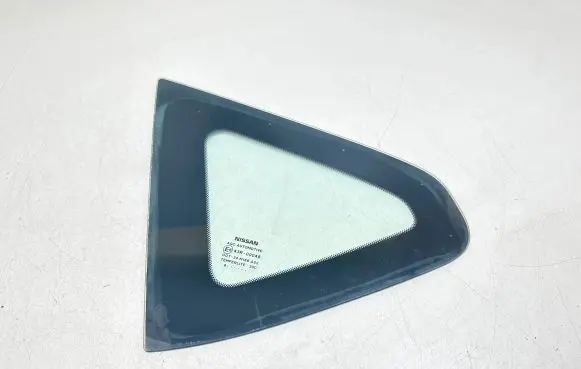Nissan Qashqai Rear side window 43R00048 DOT24M188AS2