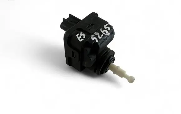 Volvo S40, V40 Headlight level adjustment motor 3345721