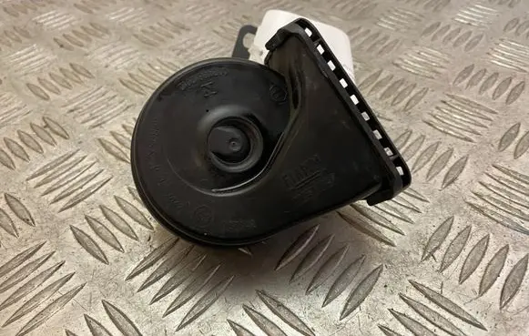 Land Rover Evoque II Horn signal K8D213801AA
