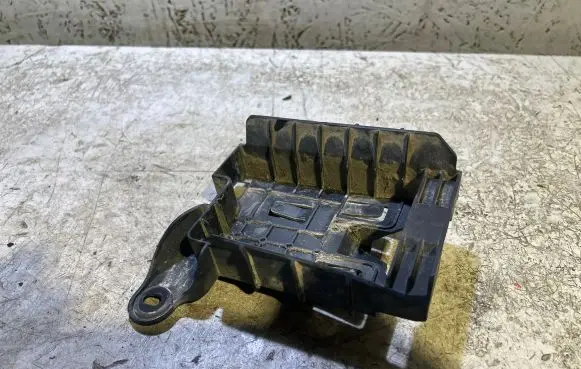 Volkswagen Atlas Distronic sensor bracket 3QF907456