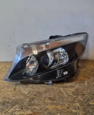Mercedes-Benz Metris W447 Headlight/headlamp A4479067700 00690348 1EL01128417