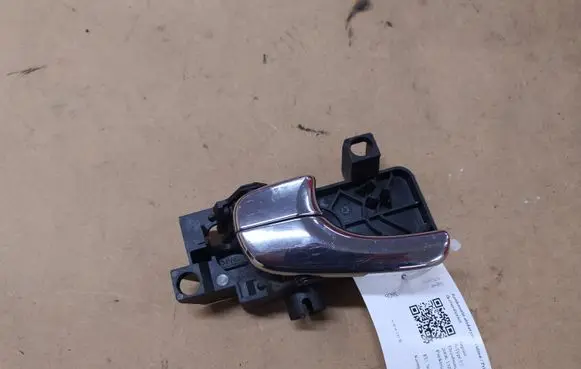 Jaguar S-Type Front door interior handle 2R8322601AD