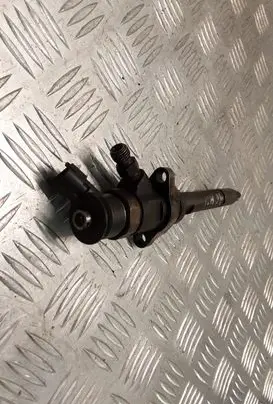 Peugeot Partner Fuel injector 0445110311