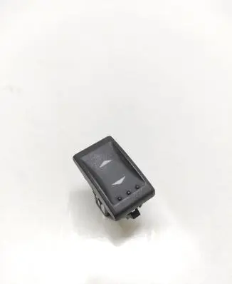 Ford Mondeo Mk III Electric window control switch 03163201 1S7T14529AB