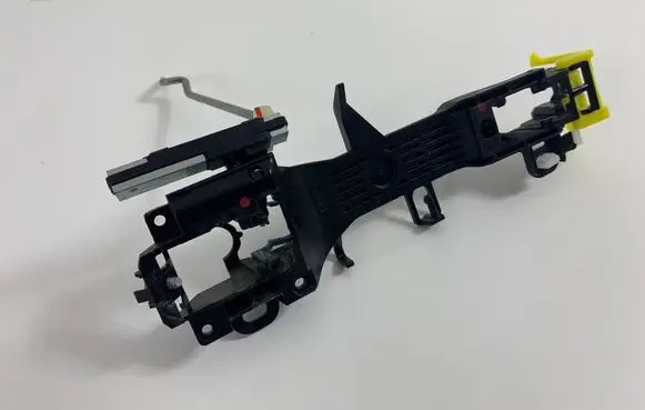 Rear door exterior handle/bracket