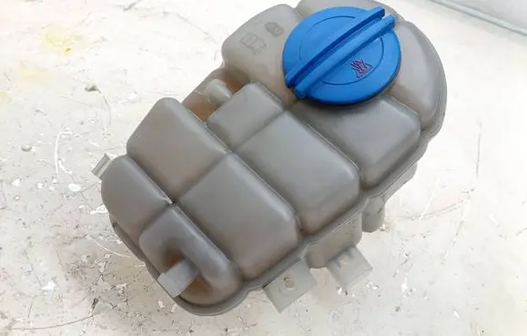 Audi A6 S6 C7 4G Coolant expansion tank/reservoir 4G0121403G