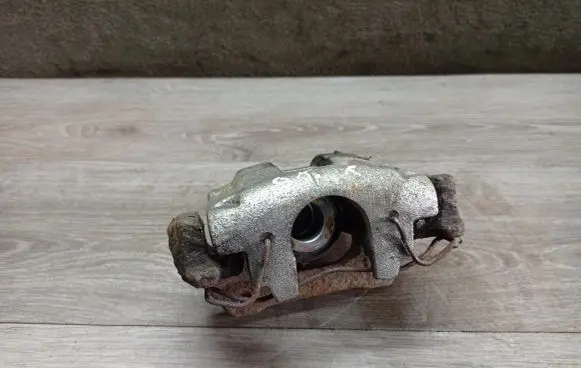 Volvo S60 Rear brake caliper