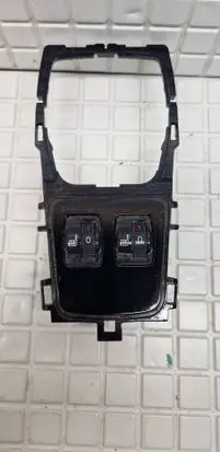 Peugeot 508 Seat heating switch 98019841ZD 10096138 01059A020