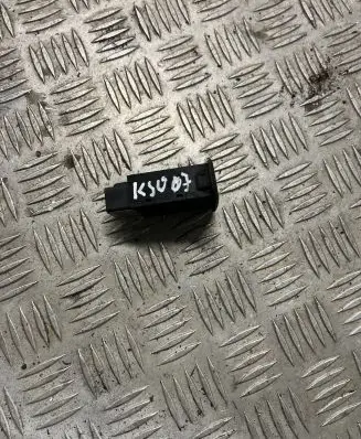 KIA Sorento Engine bonnet (hood) release handle