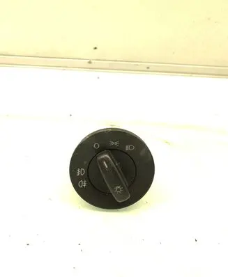 Skoda Octavia Mk2 (1Z) Light switch 1Z0941431C