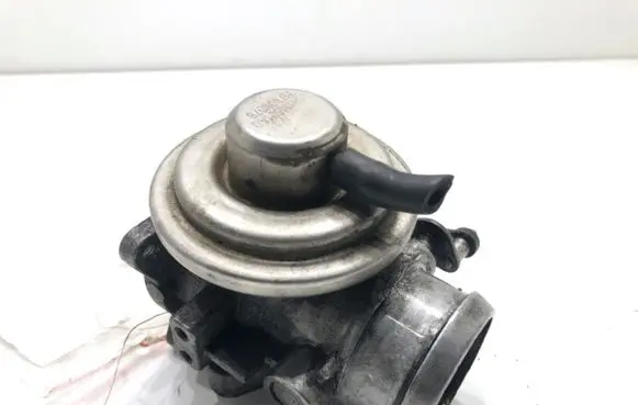 Audi A4 S4 B6 8E 8H Engine shut-off valve 038131501AQ